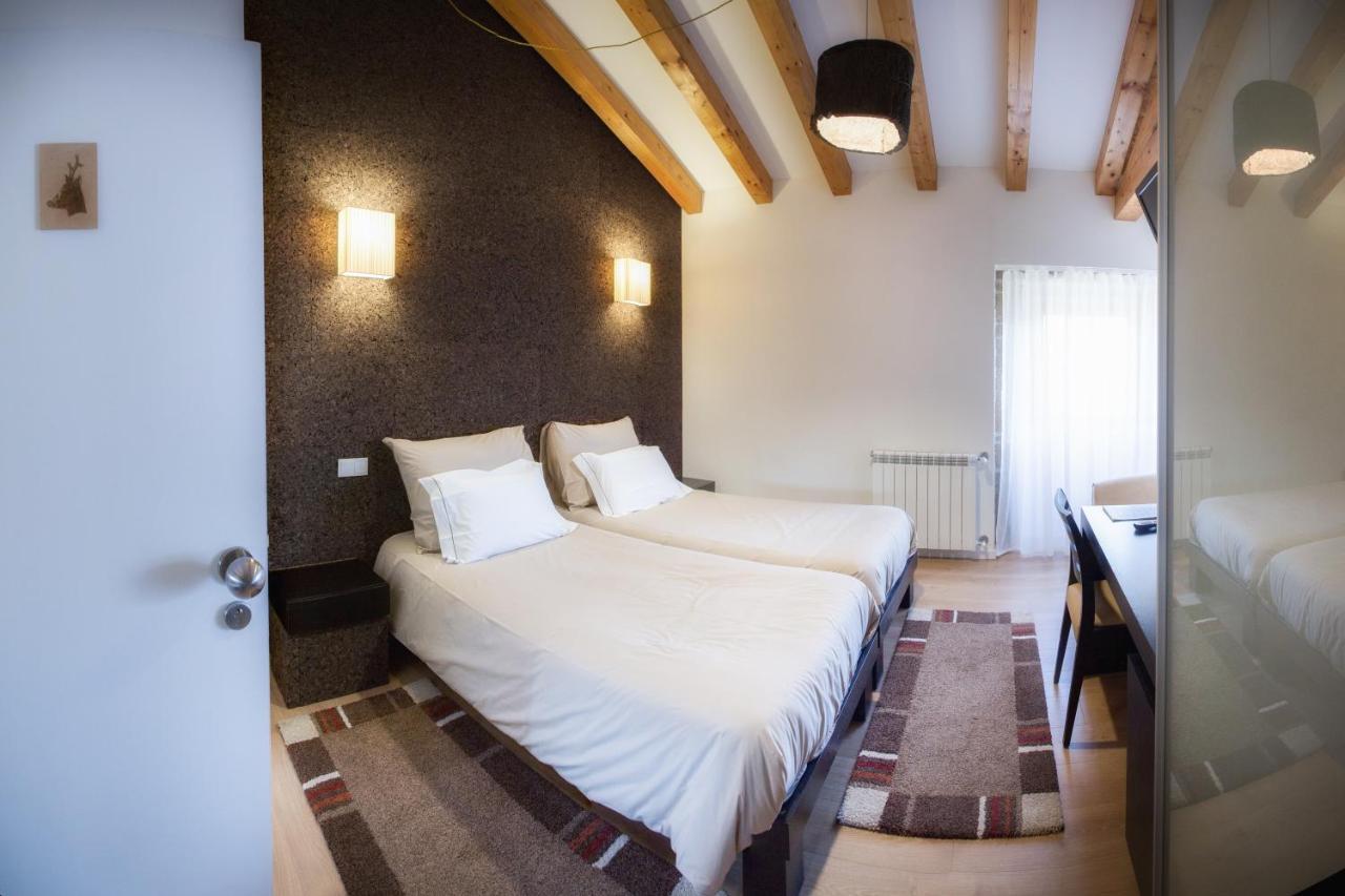 Casa Da Feira Guest House โลวิโอส ภายนอก รูปภาพ